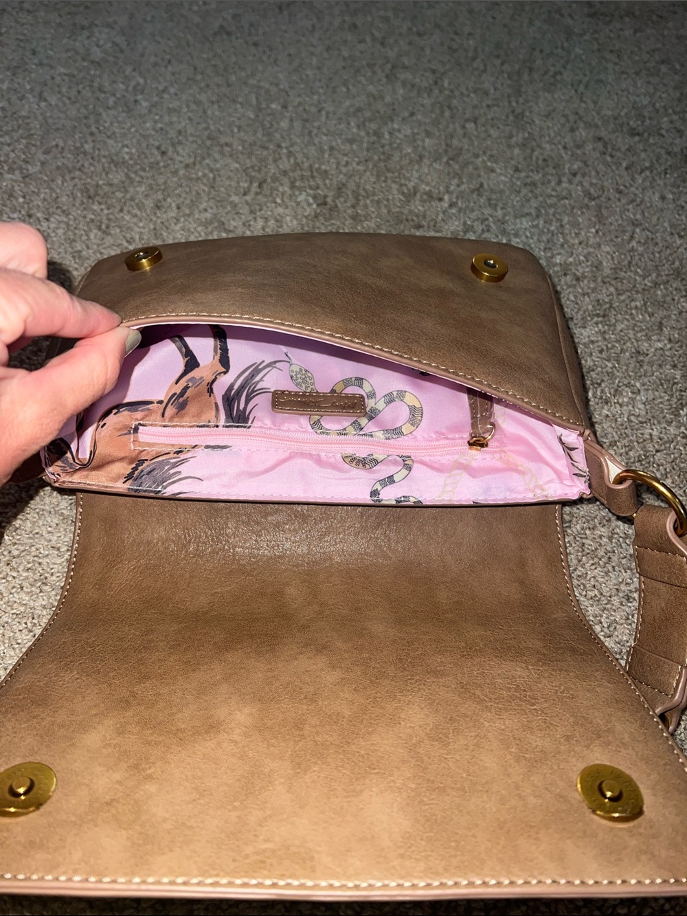 Betsey Johnson The Mane Event Horse Embroidered Shoulder Bag - Picture 5 of 6